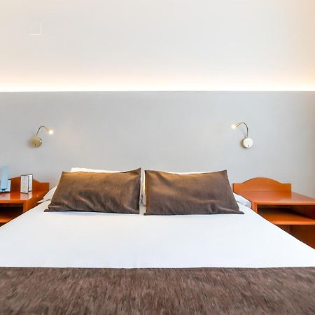 Ponferrada Plaza Hotel Bagian luar foto