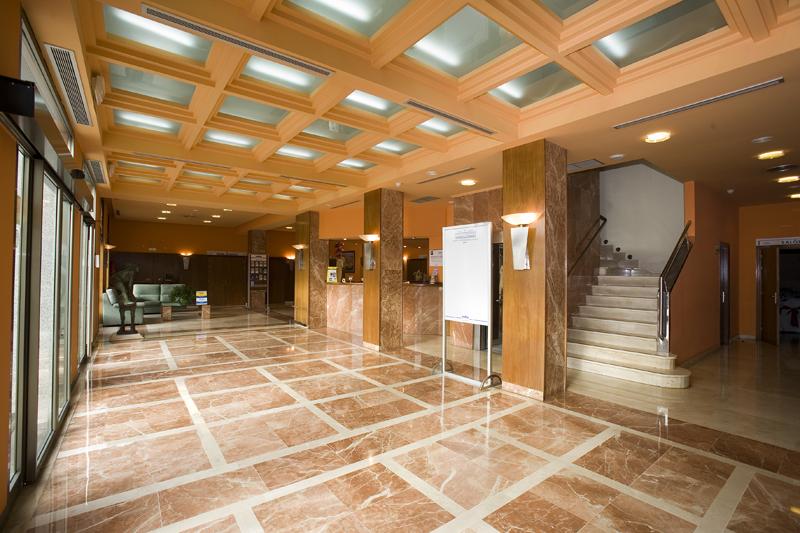 Ponferrada Plaza Hotel Bagian luar foto