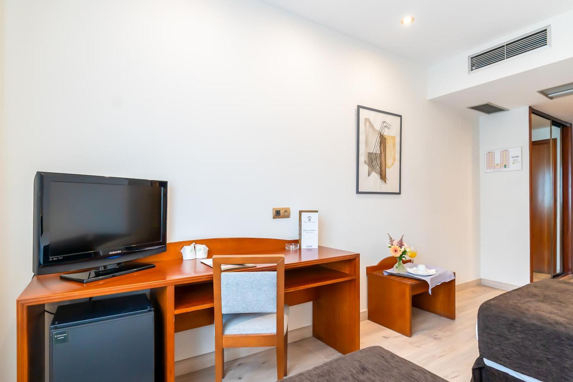 Ponferrada Plaza Hotel Bagian luar foto